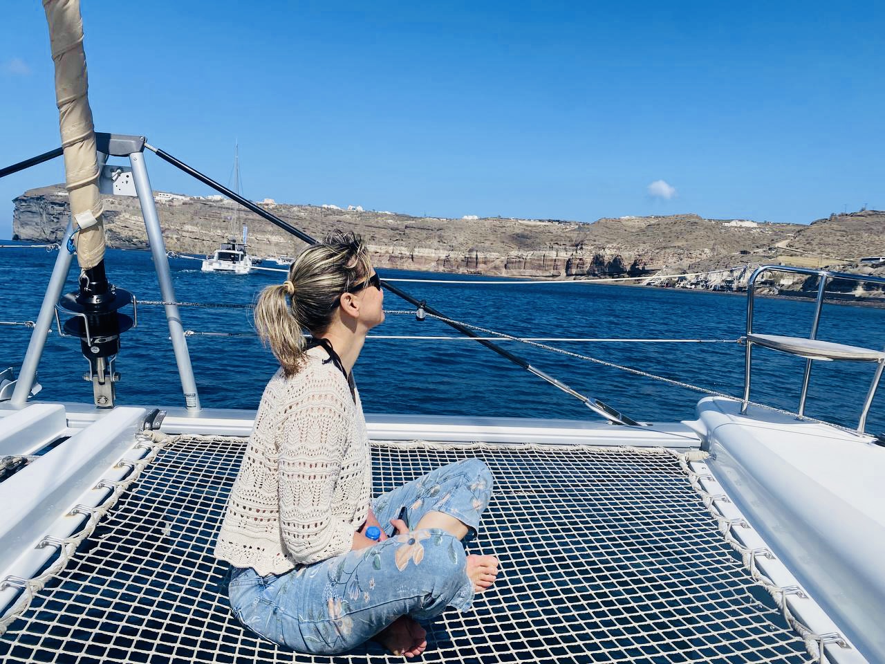 Christa sur un bateau